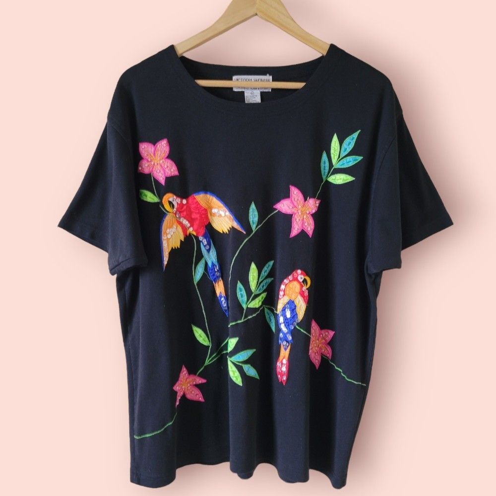 Vintage VICTORIA WOMAN Macaw Sequin T Shirt Sz 2x Black Tropical Bird Jungle 90s